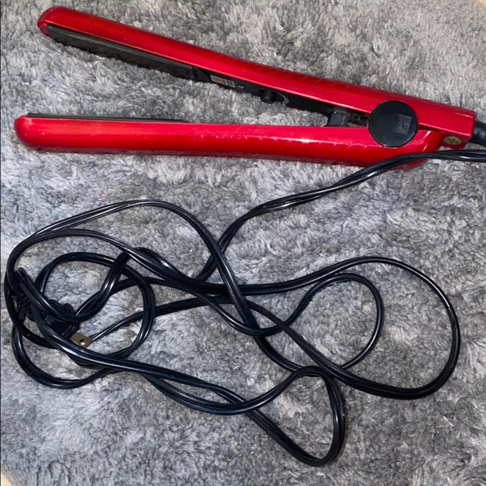 Style house straightener
